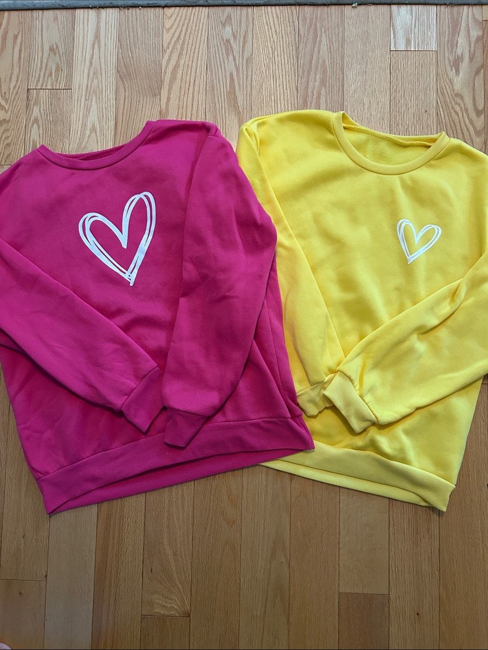 Set of 2 Heart Graphic Sweatshirts - Hot Pink & Bright Yellow